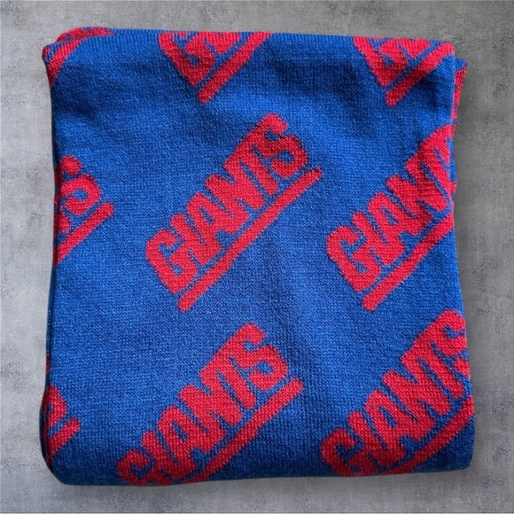 WEAR by Erin Andrews New York Giants Team Wordmark Scarf NWOT - Picture 3 of 4